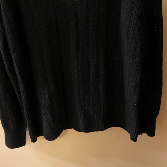Signature Reitmans black V-neck hole-knit sweater - size XXL - NWT - Picture 3 of 8